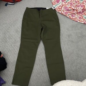 Old Navy Olive Green Women's Cropped Pants